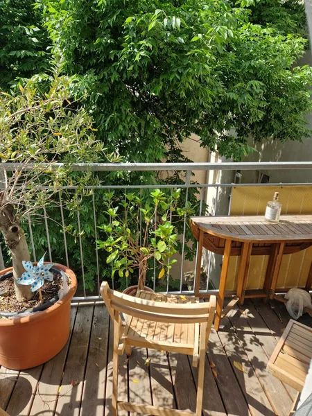 schöne 4-Zimmer-Wohnung mit Balkon — photo 1